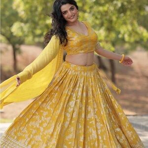 Embroidery Viscose Jacquard Lehenga Choli with Dupatta - Size 42 - NEW